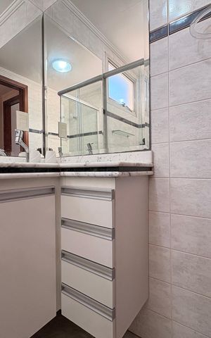 Apartamento à venda com 77m², 2 quartos e 1 vagaBanheiro