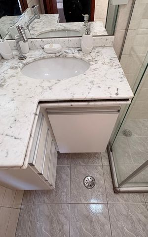 Apartamento à venda com 77m², 2 quartos e 1 vagaBanheiro da Suíte