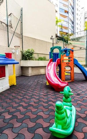 Apartamento à venda com 150m², 3 quartos e 1 vaga Apartamento à venda com 150m², 3 quartos e 1 vagaÁrea comum