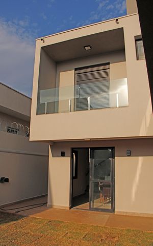 Casa para alugar com 215m², 3 quartos e 4 vagasÁrea externa