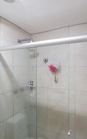 Apartamento à venda com 60m², 3 quartos e sem vaga Apartamento à venda com 60m², 3 quartos e sem vagaBanheiro da Suíte