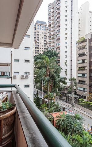 Apartamento à venda com 60m², 3 quartos e sem vaga Apartamento à venda com 60m², 3 quartos e sem vagaVaranda