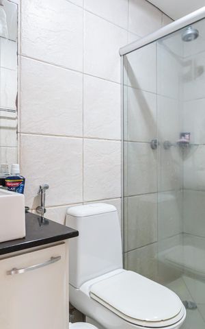 Apartamento à venda com 60m², 3 quartos e sem vaga Apartamento à venda com 60m², 3 quartos e sem vagaBanheiro da Suíte