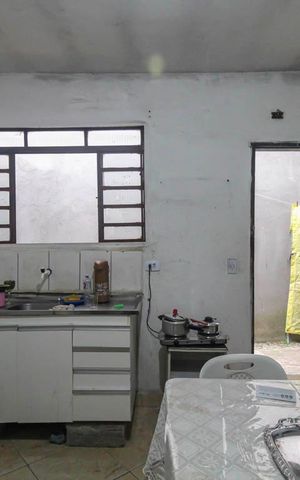 Casa à venda com 160m², 4 quartos e 1 vaga Casa à venda com 160m², 4 quartos e 1 vagaSala/Cozinha