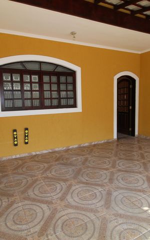 Casa para alugar com 205m², 4 quartos e 2 vagasGaragem
