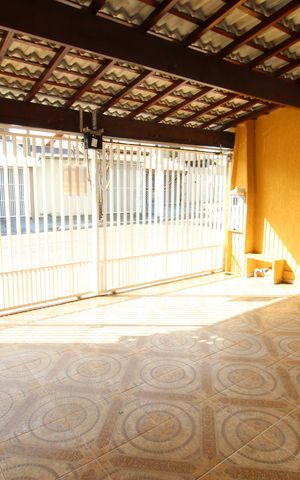 Casa para alugar com 205m², 4 quartos e 2 vagasGaragem