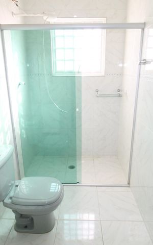 Casa para alugar com 205m², 4 quartos e 2 vagasBanheiro 2