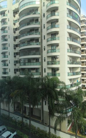 Apartamento para alugar com 81m², 3 quartos e 2 vagasSala - Vista