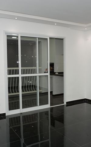 Apartamento para alugar com 81m², 2 quartos e 1 vagaSala