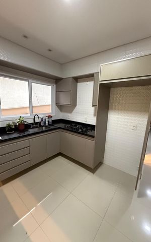 Casa para alugar com 128m², 4 quartos e 2 vagas Casa para alugar com 128m², 4 quartos e 2 vagasCozinha