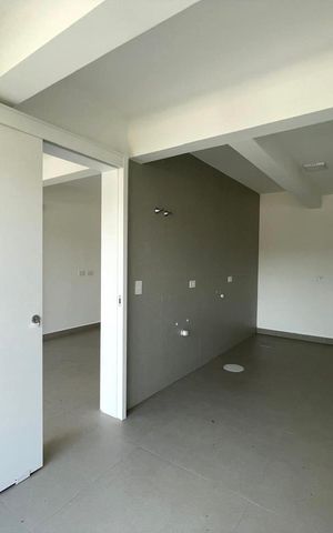 Casa à venda com 700m², 4 quartos e 5 vagas Casa à venda com 700m², 4 quartos e 5 vagasCozinha