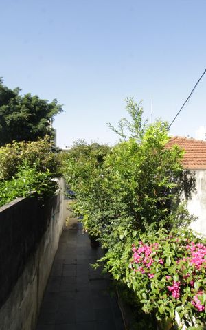 Casa à venda com 280m², 2 quartos e 3 vagas Casa à venda com 280m², 2 quartos e 3 vagasCasa 3