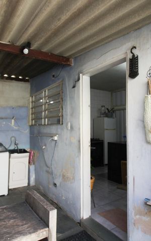 Casa à venda com 280m², 2 quartos e 3 vagas Casa à venda com 280m², 2 quartos e 3 vagasCasa 2
