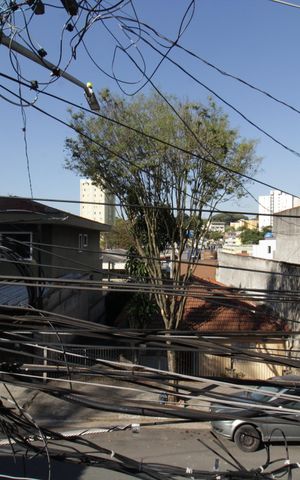 Casa à venda com 280m², 2 quartos e 3 vagas Casa à venda com 280m², 2 quartos e 3 vagasCasa 3