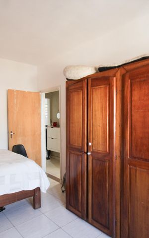 Casa à venda com 280m², 2 quartos e 3 vagas Casa à venda com 280m², 2 quartos e 3 vagasCasa 1