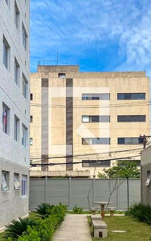 Apartamento à venda com 35m², 2 quartos e sem vagaÁrea comum