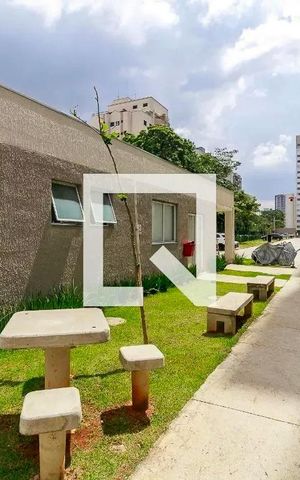 Apartamento à venda com 35m², 2 quartos e sem vagaÁrea comum