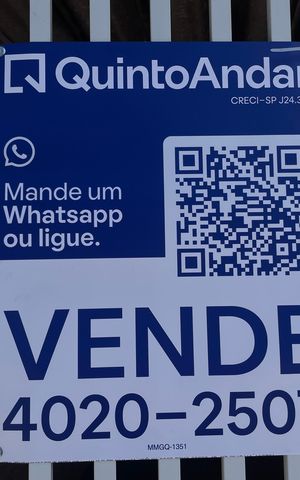 Casa à venda com 177m², 3 quartos e 1 vaga Casa à venda com 177m², 3 quartos e 1 vagaPlaca MMGQ 1351