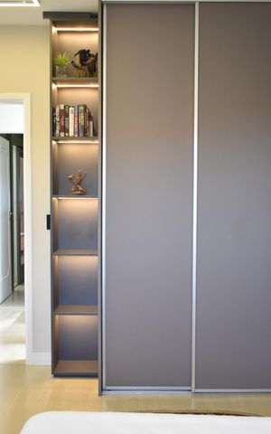 Casa de condomínio à venda com 245m², 4 quartos e 4 vagasDemi-suíte 1