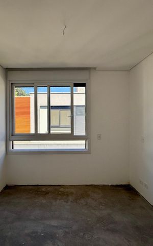 Casa de condomínio à venda com 466m², 4 quartos e 4 vagas Casa de condomínio à venda com 466m², 4 quartos e 4 vagasSuíte 3