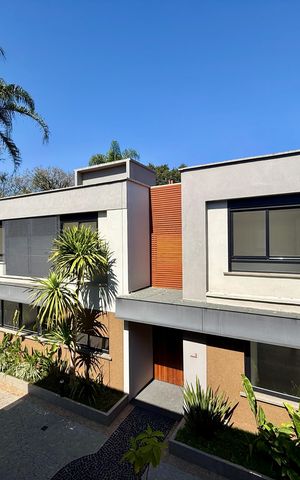 Casa de condomínio à venda com 466m², 4 quartos e 4 vagas Casa de condomínio à venda com 466m², 4 quartos e 4 vagasVista Suíte 3