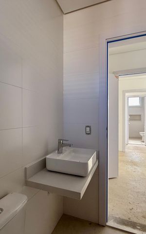 Casa de condomínio à venda com 466m², 4 quartos e 4 vagas Casa de condomínio à venda com 466m², 4 quartos e 4 vagasBanheiro Suíte 4