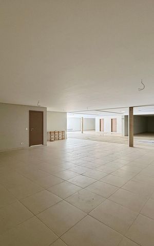 Casa de condomínio à venda com 466m², 4 quartos e 4 vagas Casa de condomínio à venda com 466m², 4 quartos e 4 vagasGaragem