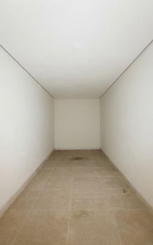 Casa de condomínio à venda com 466m², 4 quartos e 4 vagas Casa de condomínio à venda com 466m², 4 quartos e 4 vagasDepósito