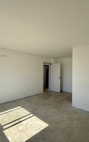 Casa de condomínio à venda com 466m², 4 quartos e 4 vagas Casa de condomínio à venda com 466m², 4 quartos e 4 vagasSuíte 2