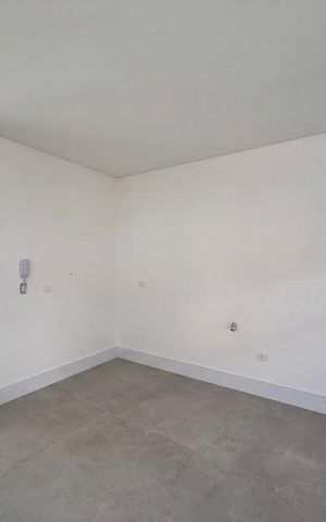 Casa de condomínio à venda com 466m², 4 quartos e 4 vagas Casa de condomínio à venda com 466m², 4 quartos e 4 vagasCozinha