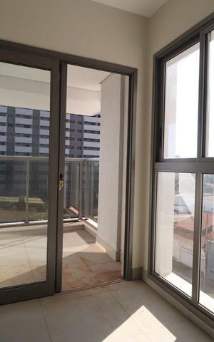 Apartamento para alugar com 77m², 2 quartos e 1 vagaSacada da Sala