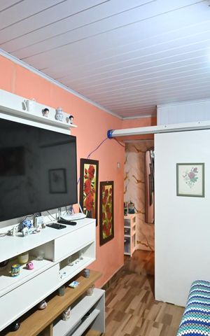 Casa à venda com 45m², 2 quartos e sem vagaSala