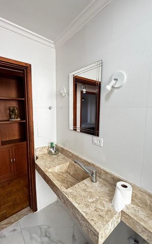 Apartamento à venda com 66m², 2 quartos e 1 vaga Apartamento à venda com 66m², 2 quartos e 1 vagaBanheiro
