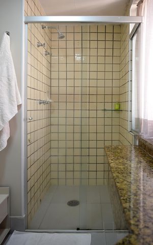 Apartamento à venda com 40m², 1 quarto e 1 vagaBanheiro