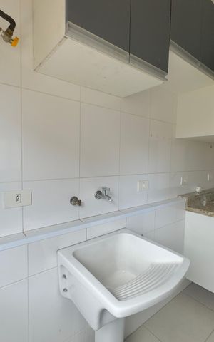Apartamento à venda com 57m², 2 quartos e 1 vaga Apartamento à venda com 57m², 2 quartos e 1 vagaÁrea de Serviço