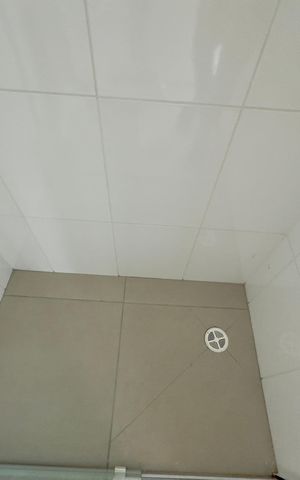 Apartamento à venda com 57m², 2 quartos e 1 vaga Apartamento à venda com 57m², 2 quartos e 1 vagaBanheiro 2