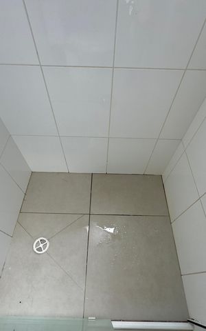 Apartamento à venda com 57m², 2 quartos e 1 vaga Apartamento à venda com 57m², 2 quartos e 1 vagaBanheiro 1