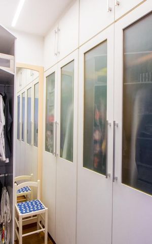 Apartamento à venda com 180m², 3 quartos e 2 vagas Apartamento à venda com 180m², 3 quartos e 2 vagasCloset da Suíte