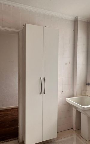 Apartamento à venda com 131m², 2 quartos e 1 vaga Apartamento à venda com 131m², 2 quartos e 1 vagaÁrea de serviço