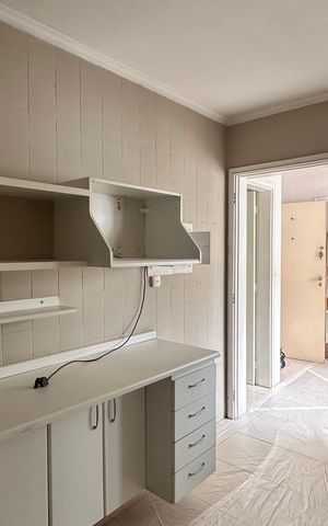 Apartamento à venda com 131m², 2 quartos e 1 vaga Apartamento à venda com 131m², 2 quartos e 1 vagaCozinha