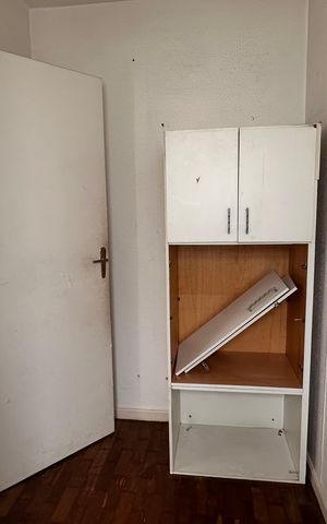 Apartamento à venda com 131m², 2 quartos e 1 vaga Apartamento à venda com 131m², 2 quartos e 1 vagaQuarto de serviço