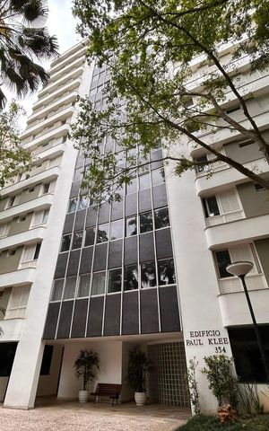 Apartamento à venda com 131m², 3 quartos e 1 vaga Apartamento à venda com 131m², 3 quartos e 1 vagaFachada Frente