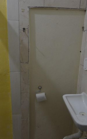 Apartamento à venda com 73m², 2 quartos e sem vagaBanheiro