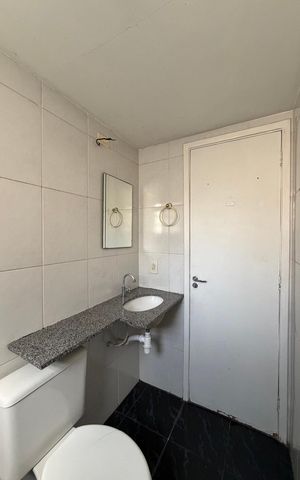 Apartamento à venda com 48m², 2 quartos e 1 vagaBanheiro Social