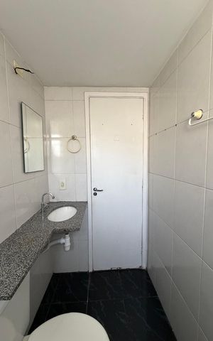 Apartamento à venda com 48m², 2 quartos e 1 vagaBanheiro Social