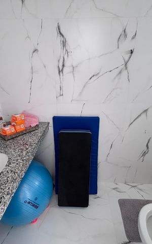 Apartamento à venda com 218m², 4 quartos e 2 vagas Apartamento à venda com 218m², 4 quartos e 2 vagasBanheiro do Quarto 2