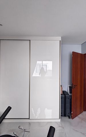 Apartamento à venda com 218m², 4 quartos e 2 vagas Apartamento à venda com 218m², 4 quartos e 2 vagasQuarto 4
