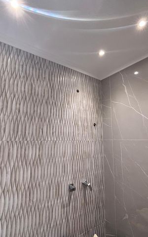 Apartamento à venda com 218m², 4 quartos e 2 vagas Apartamento à venda com 218m², 4 quartos e 2 vagasBanheiro