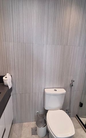 Apartamento à venda com 218m², 4 quartos e 2 vagas Apartamento à venda com 218m², 4 quartos e 2 vagasBanheiro do Quarto 1