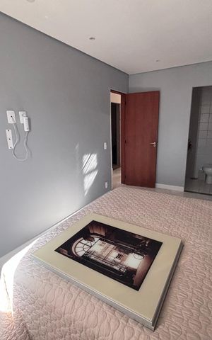 Apartamento à venda com 218m², 4 quartos e 2 vagas Apartamento à venda com 218m², 4 quartos e 2 vagasQuarto 3